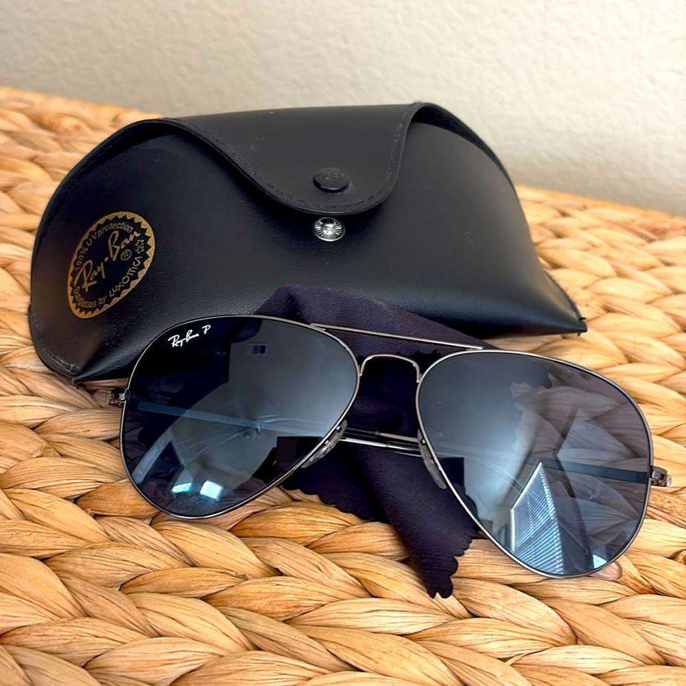 Ray•Ban